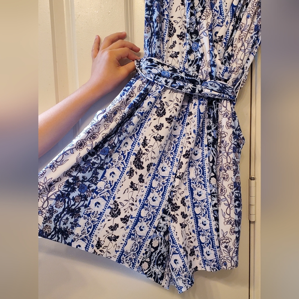 Floral Blue and White Women's Romper - Picture 5 of 7
